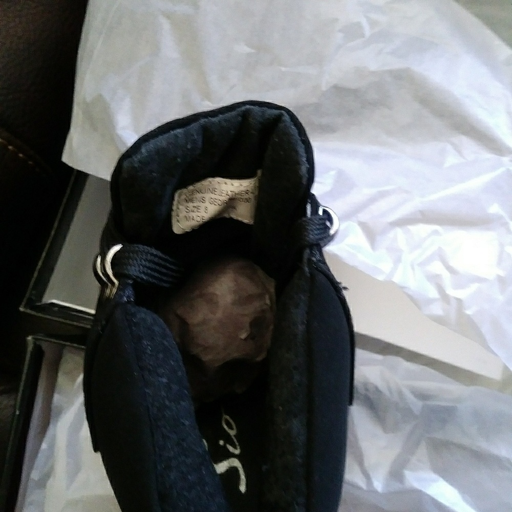 Mens hightop sneakers